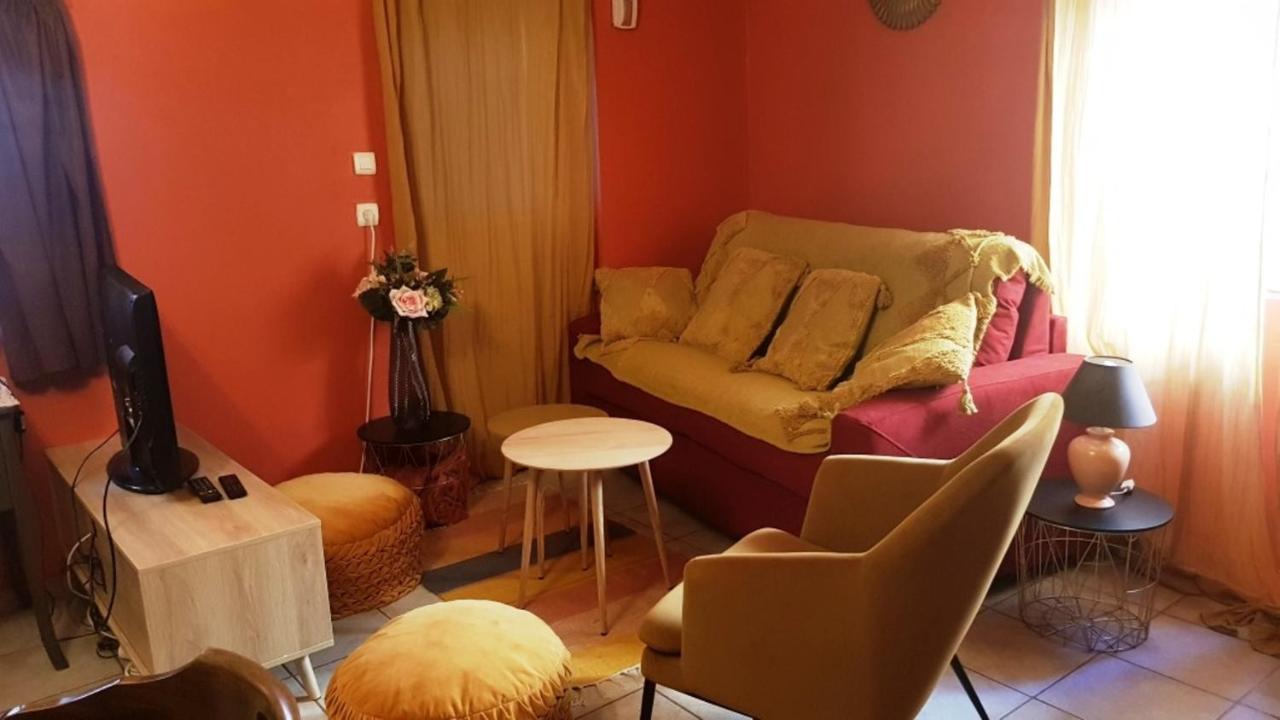Petit Patio En Centre Ville Nîmes Dış mekan fotoğraf