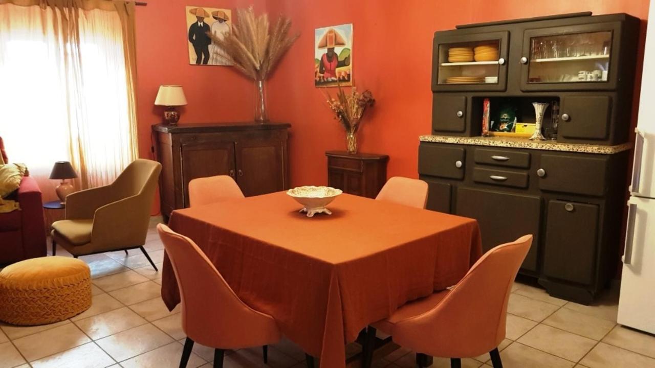 Petit Patio En Centre Ville Nîmes Dış mekan fotoğraf